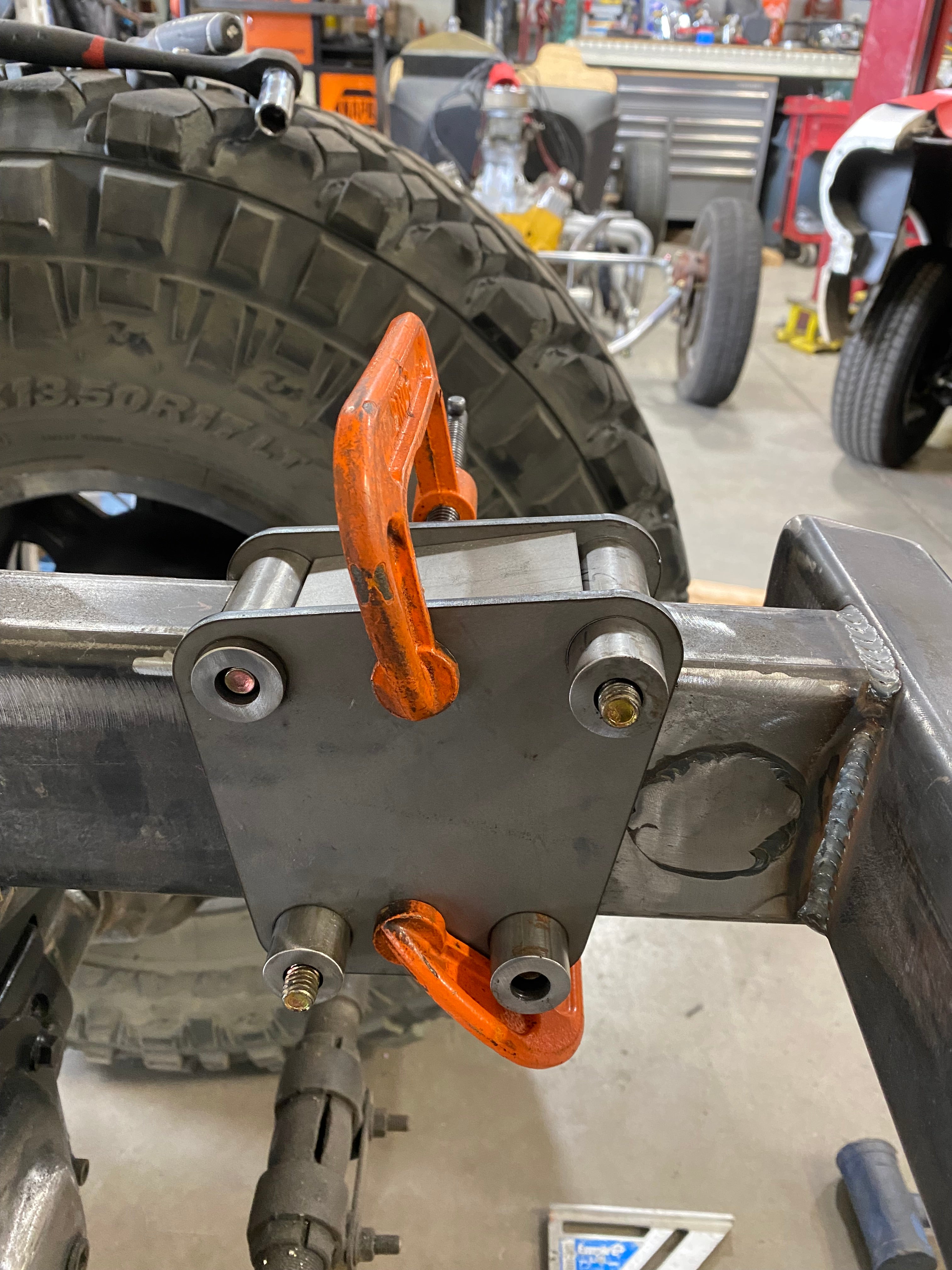 Universal GM Saginaw Steering Box Mount - Plates only