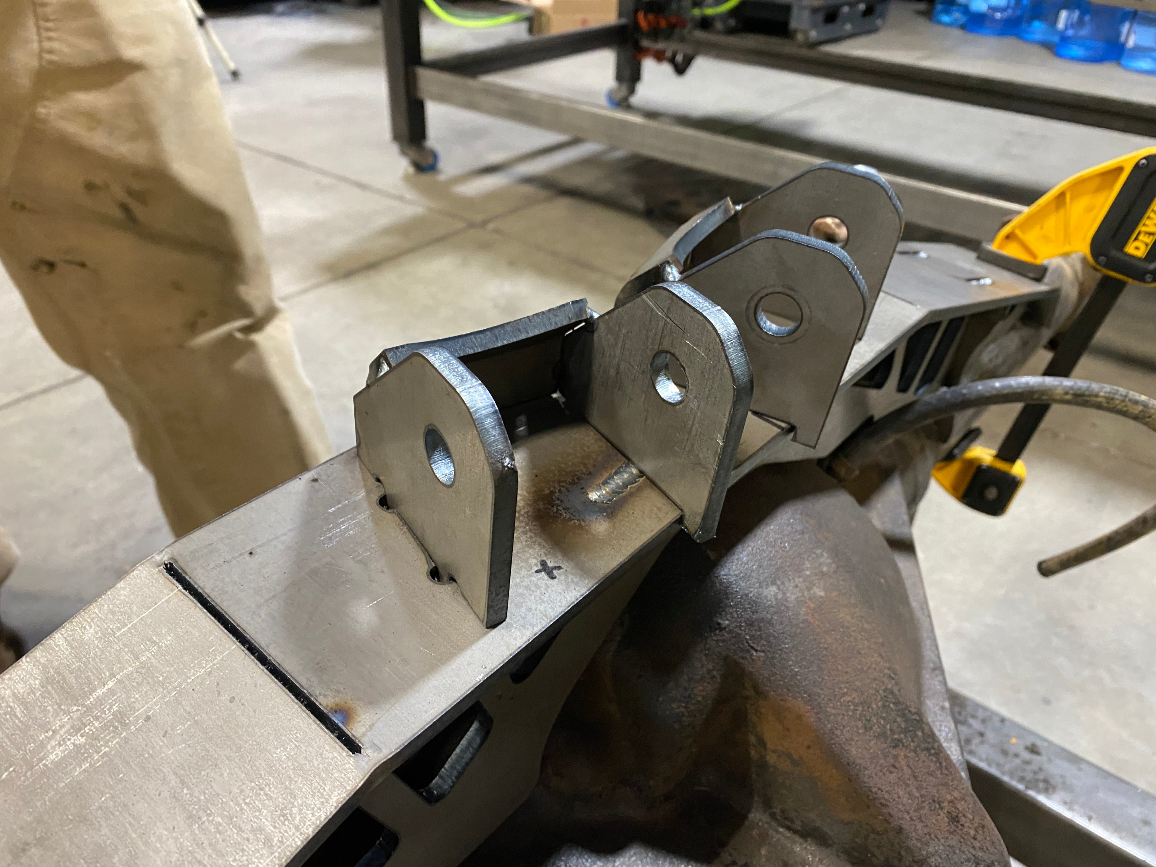 Early GM 14 Bolt Truss
