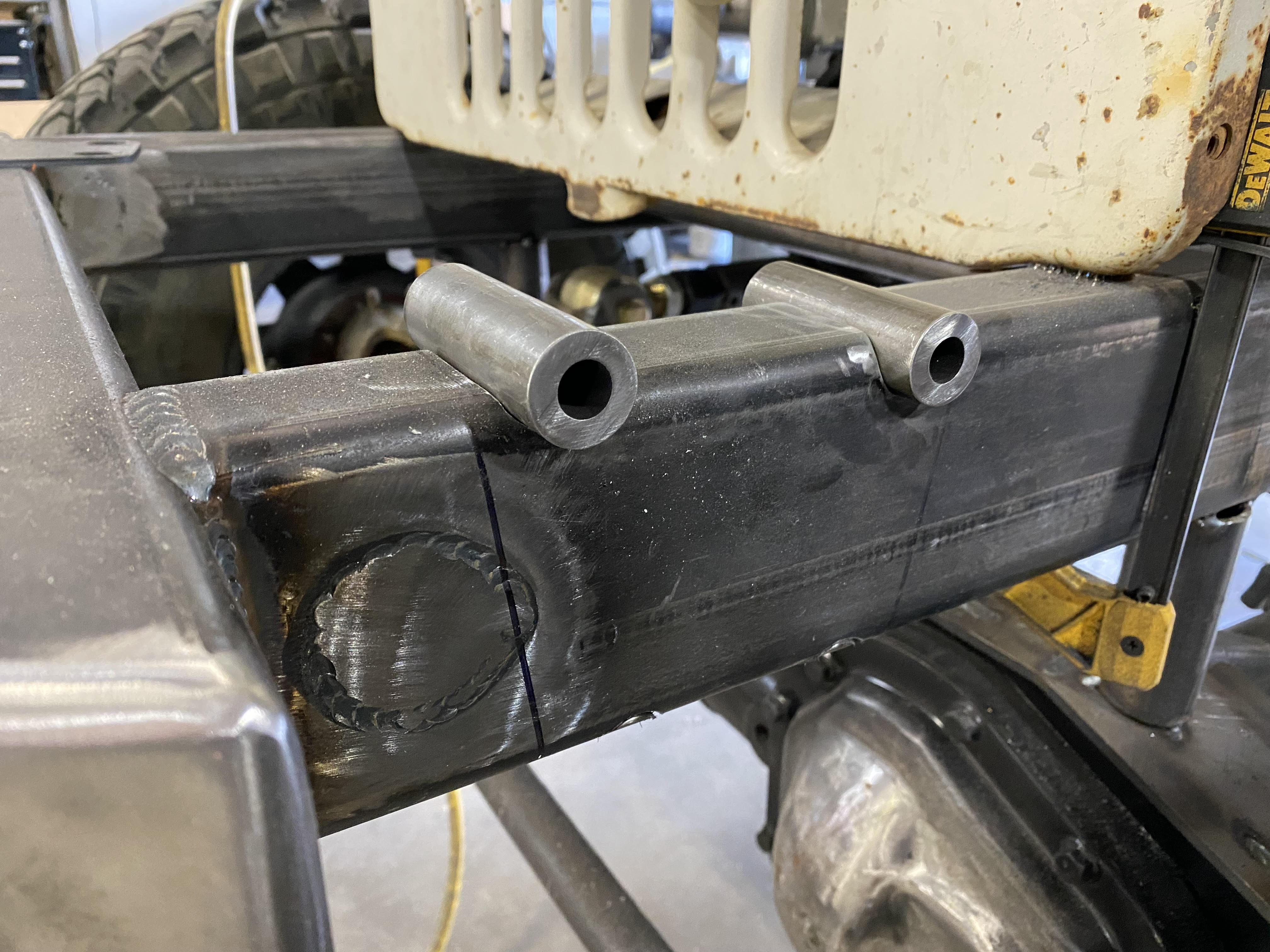 Universal GM Saginaw Steering Box Mount - Plates only