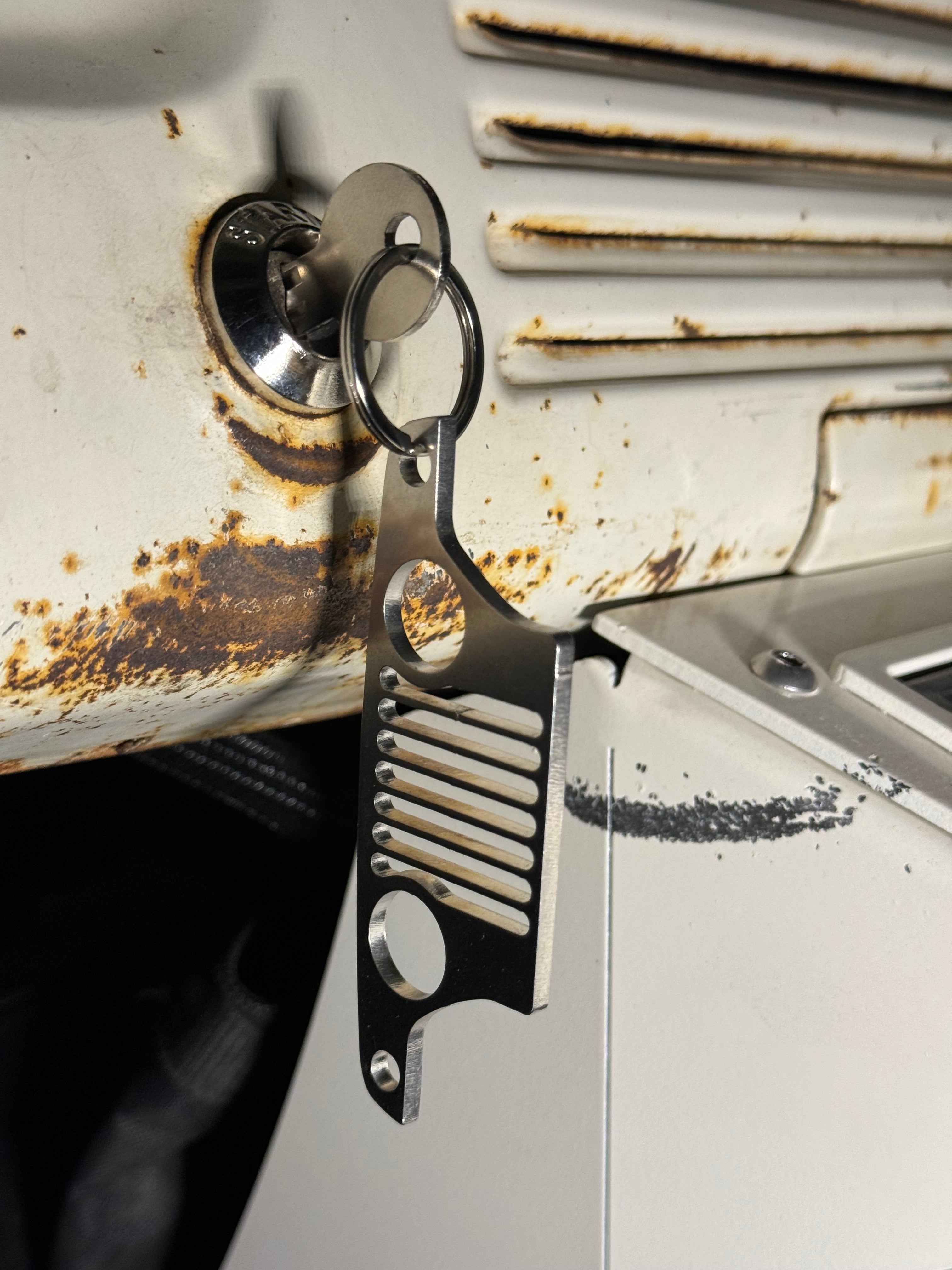Jeepster Grille Keychain
