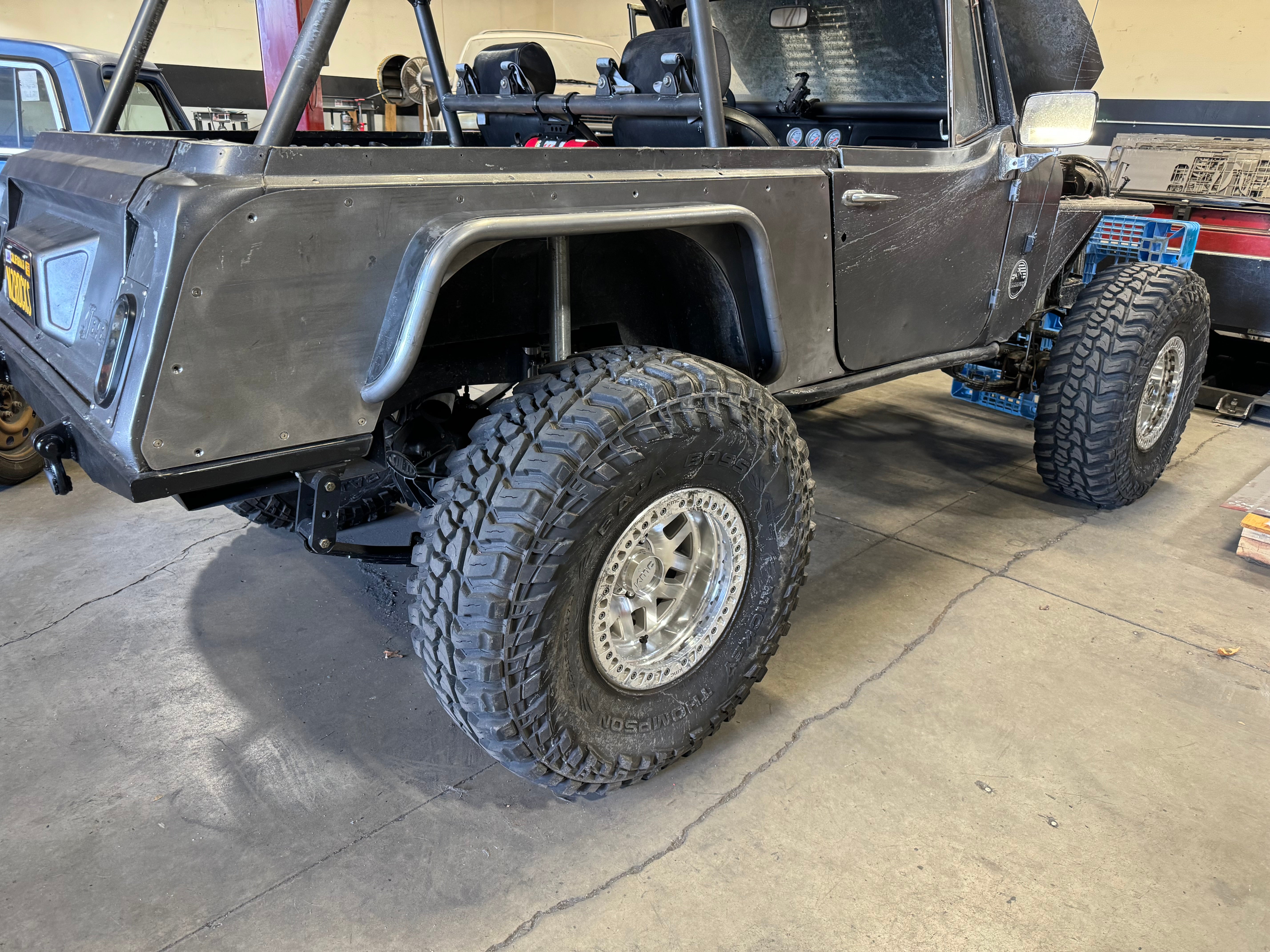 Jeepster 4" Flare Rear Fenders