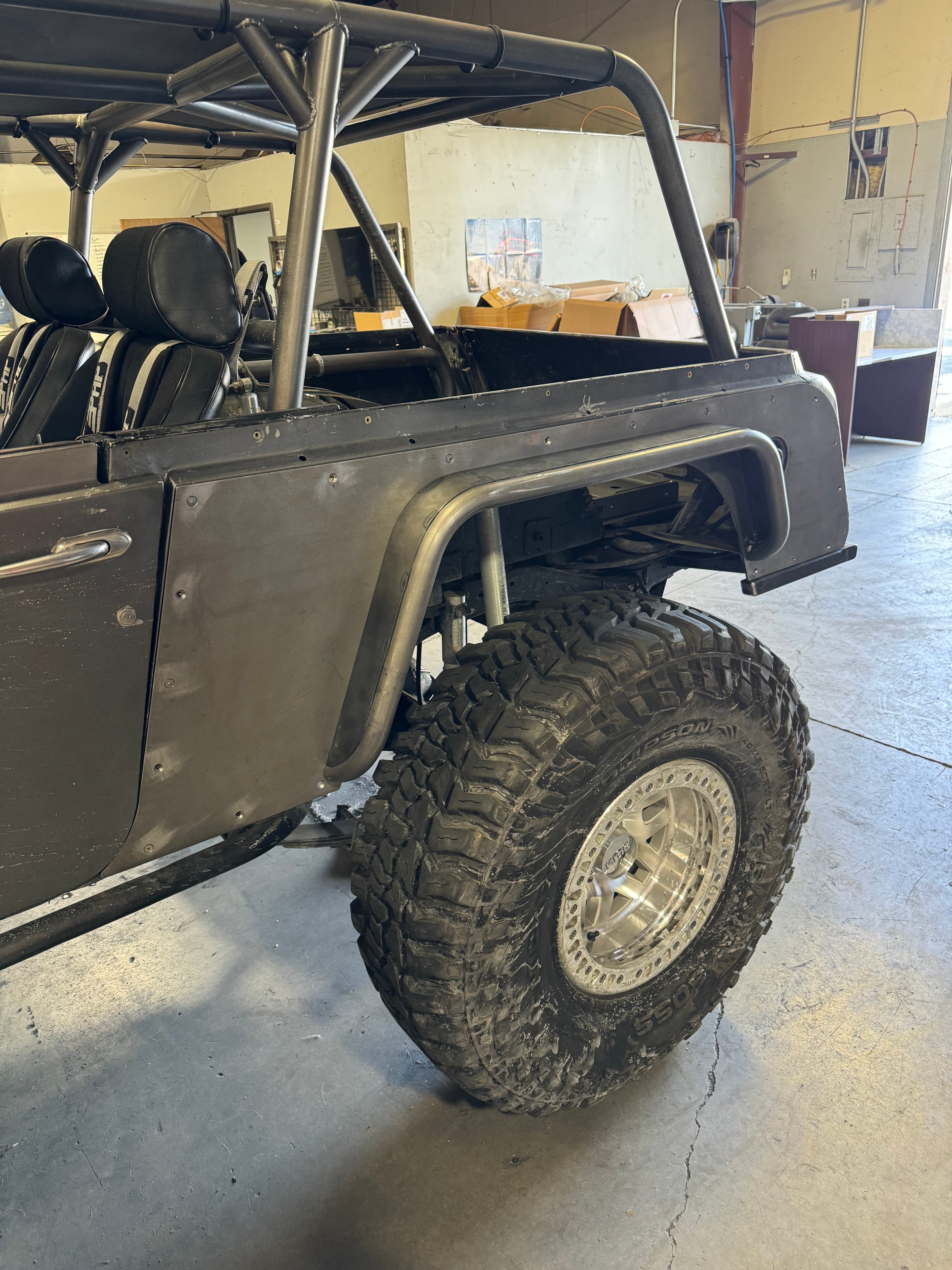 Jeepster 4" Flare Rear Fenders